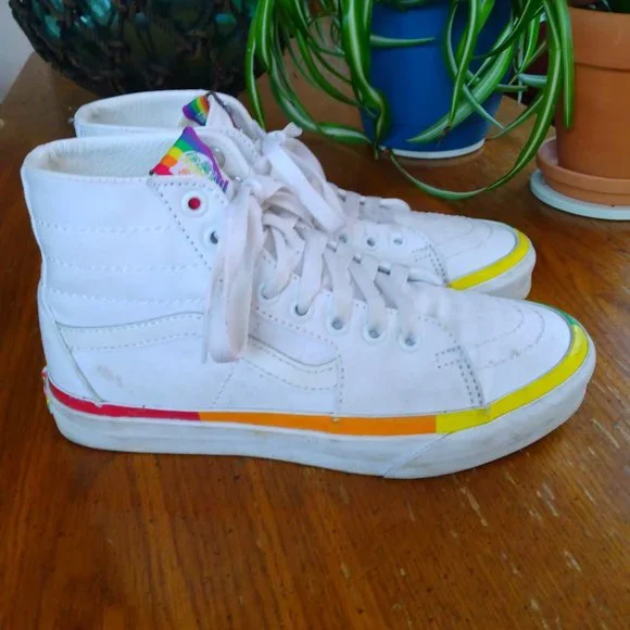 Vans Sk8-Hi Tapered True White Rainbow Foxing 7 5.5 Pride๐ณ๏ธโ๐ - Picture 4 of 13